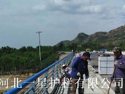呼和浩特外环线桥梁护栏制作安装
